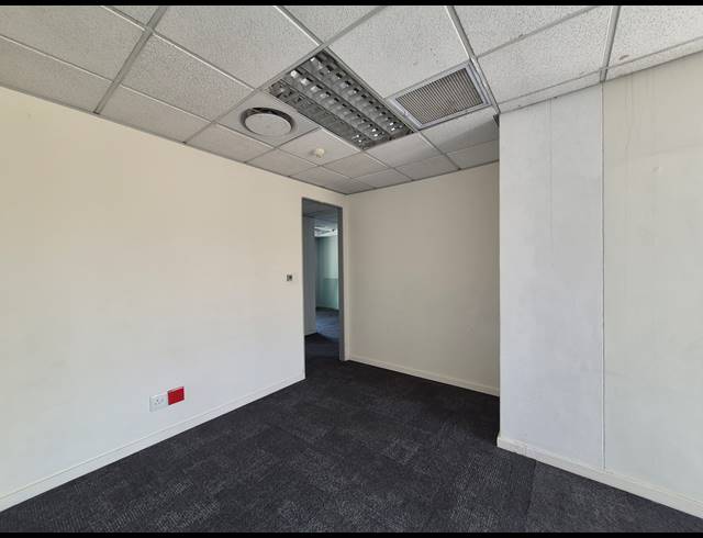 1,311M² OFFICE TO LET IN SANDTON CENTRAL
